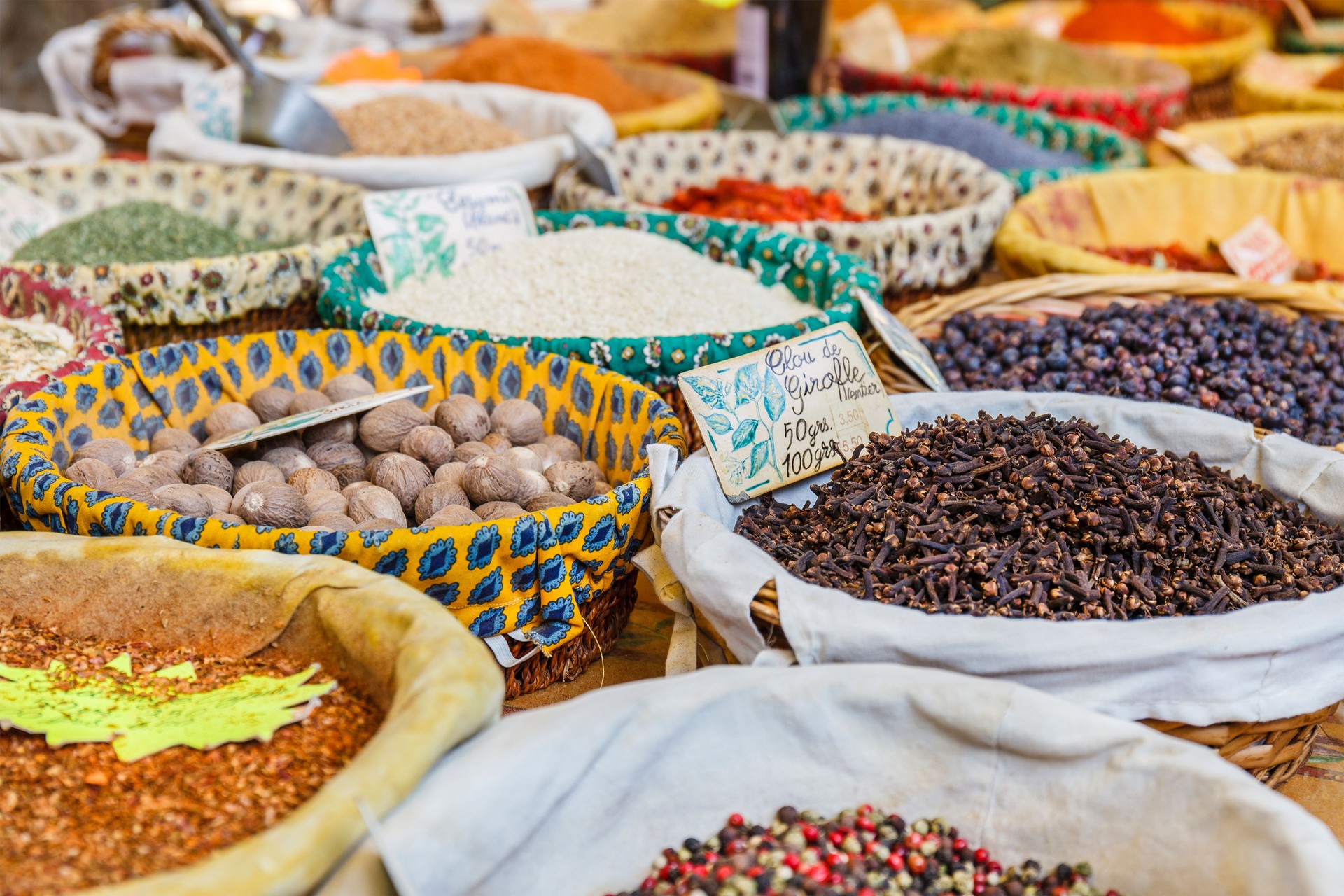 Lourmarin, Provencal Market - United Kingdom
